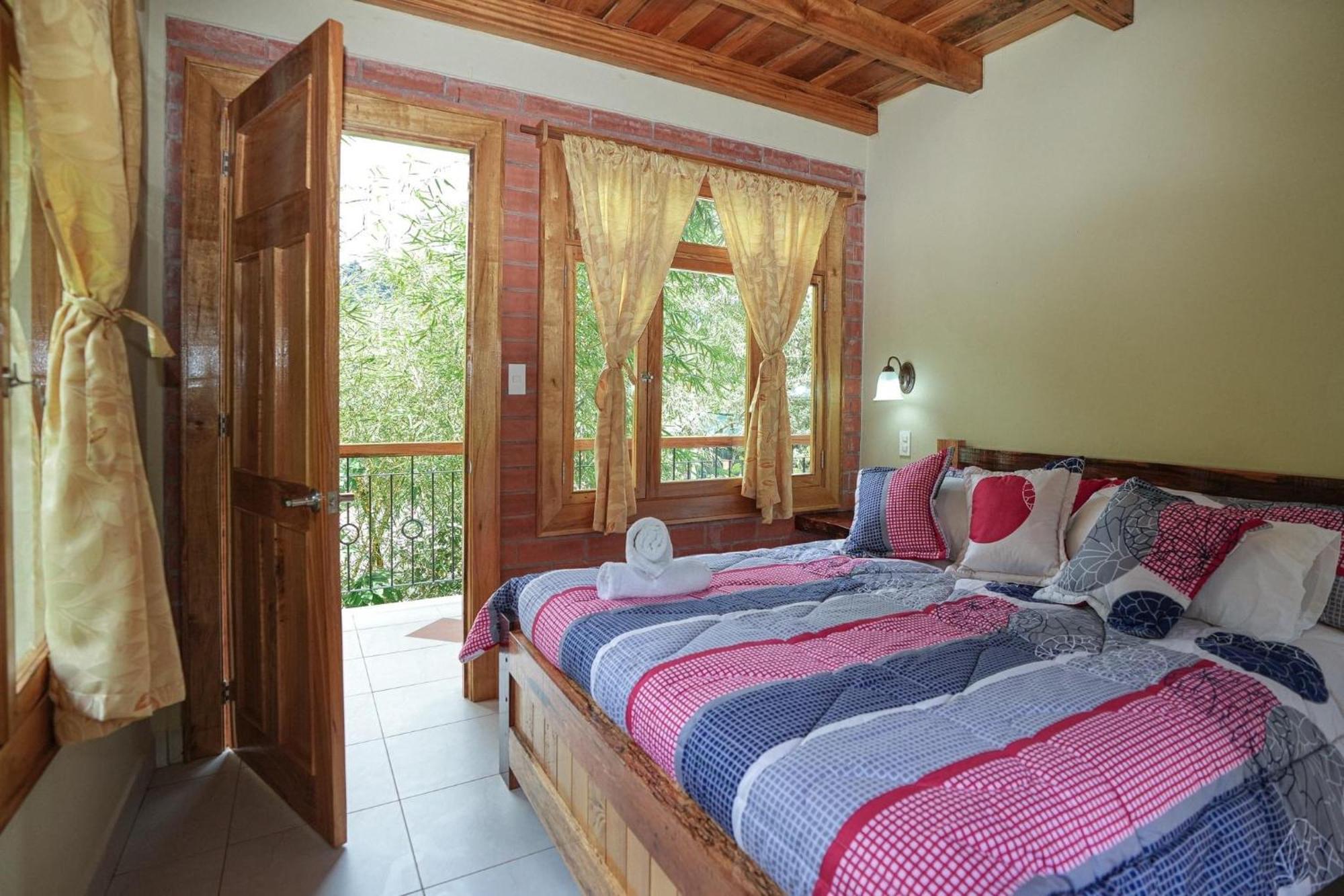 לינה וארוחת בוקר Casa Del Rio En מינדו מראה חיצוני תמונה