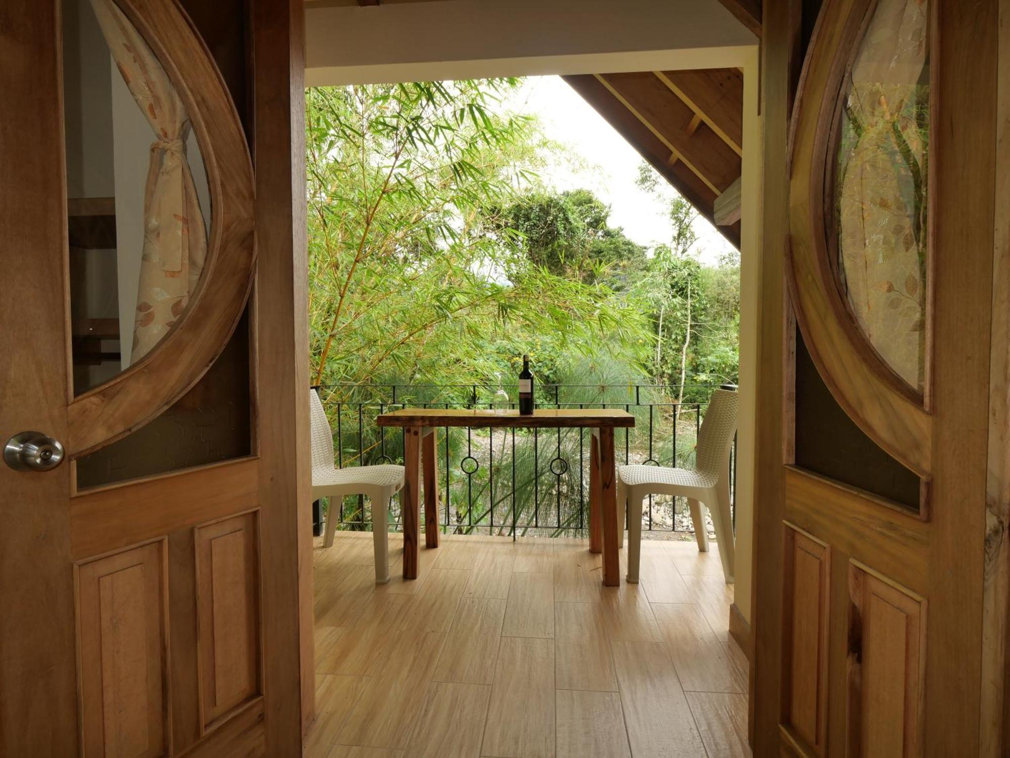 לינה וארוחת בוקר Casa Del Rio En מינדו מראה חיצוני תמונה