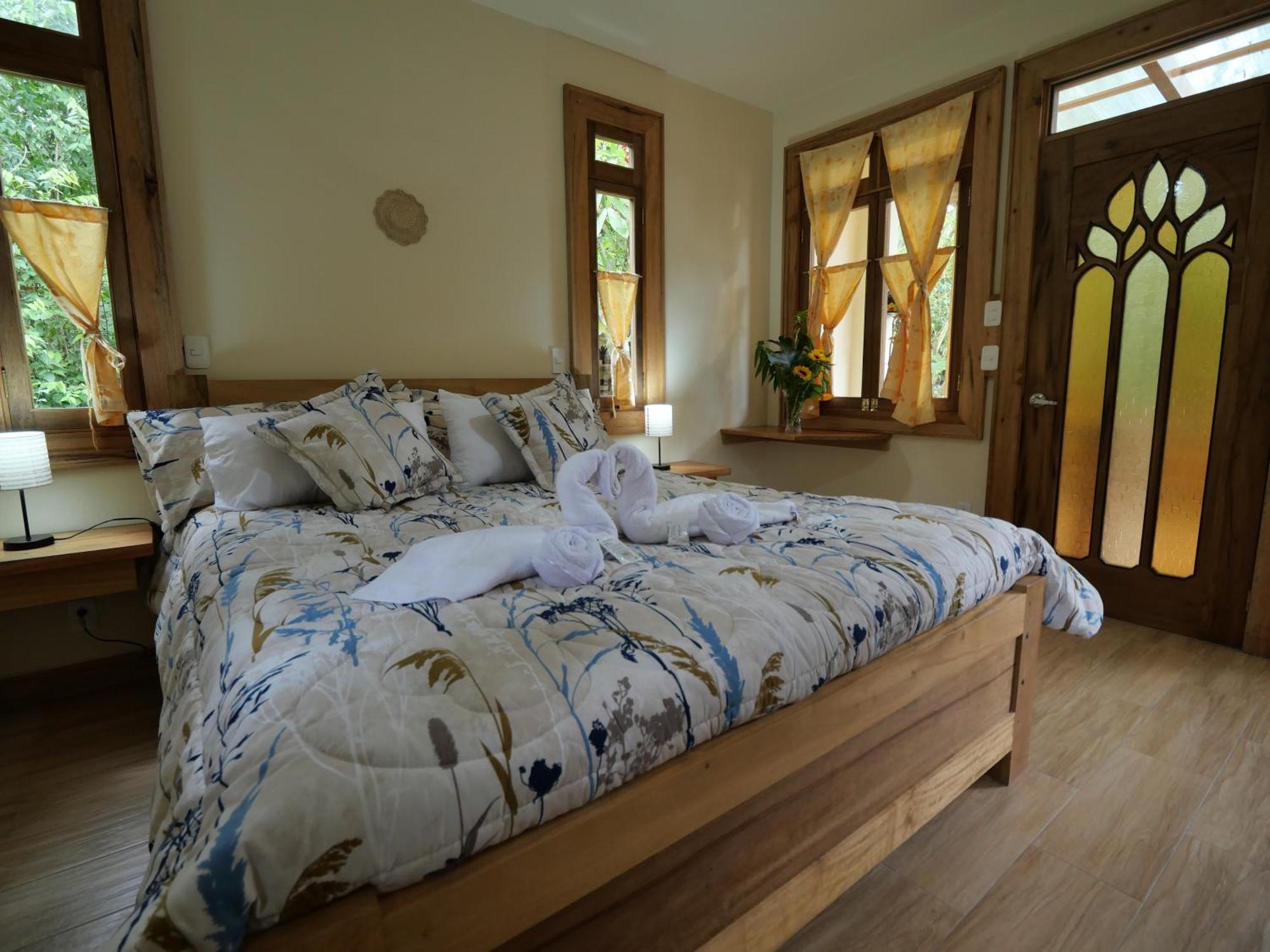 לינה וארוחת בוקר Casa Del Rio En מינדו מראה חיצוני תמונה